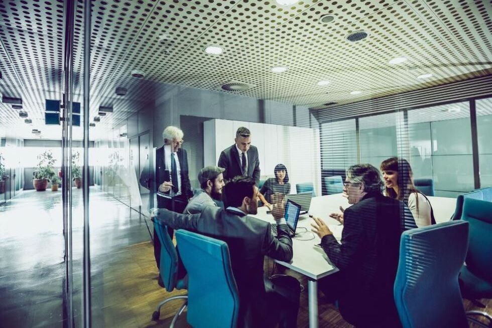 Office-meeting-glass-980x653 - Project Business Technology Resources